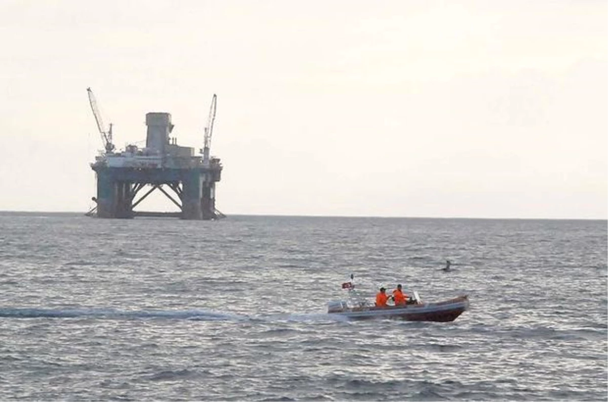 Rus Petrol Şirketi Rosneft, Karadeniz\'de Petrol Arayacak