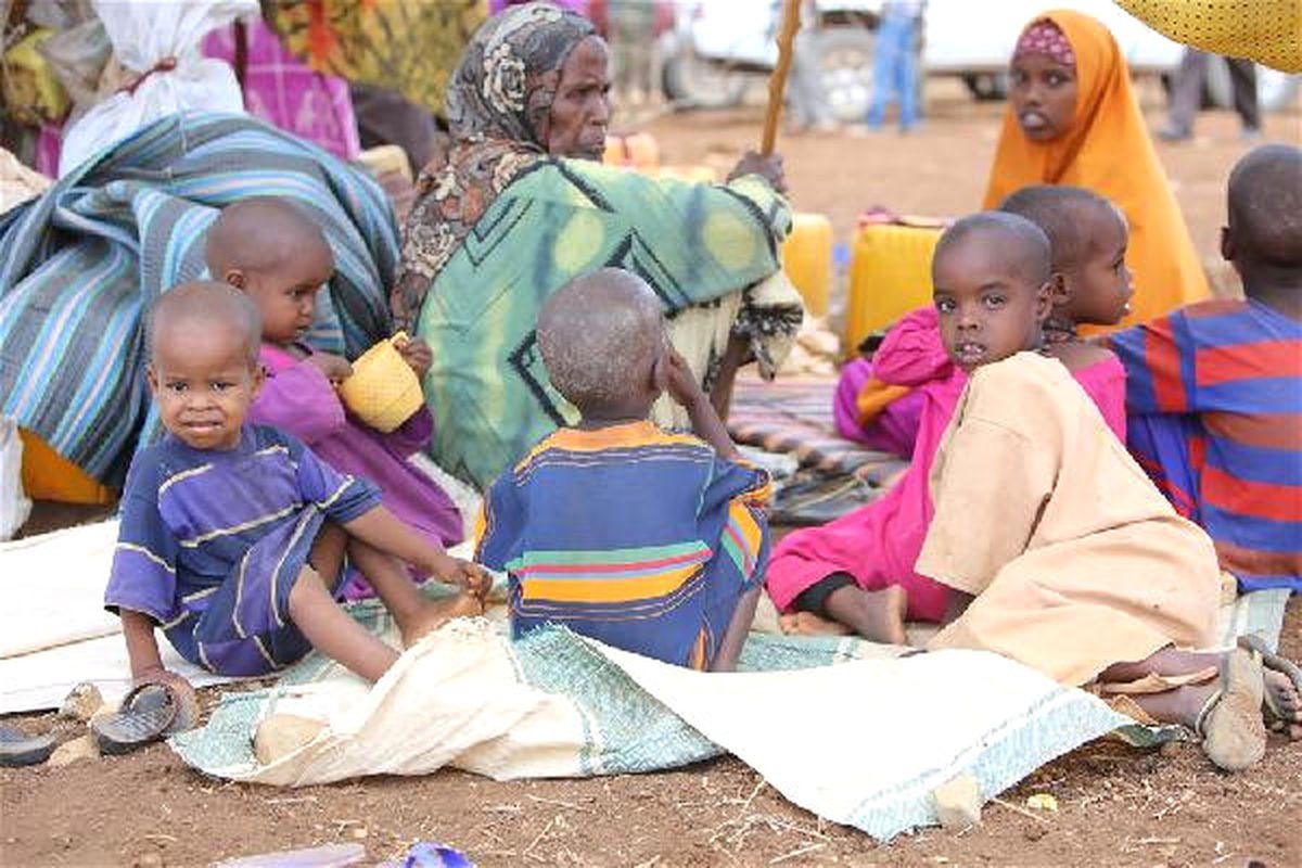 - Somali\'de Nüfusun Yarısı Açlıktan Ölüm Tehdidi Altında