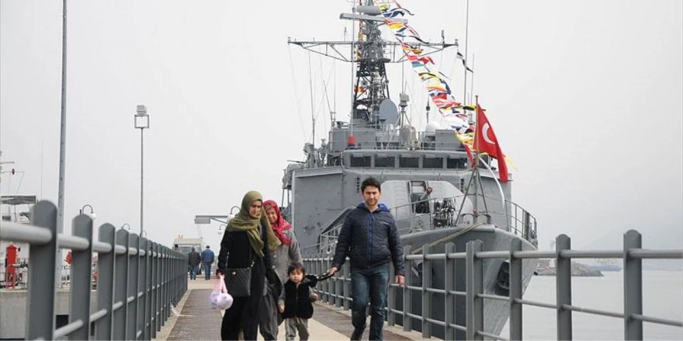 Tcg Bafra Savaş Gemisi Ziyarete Açıldı