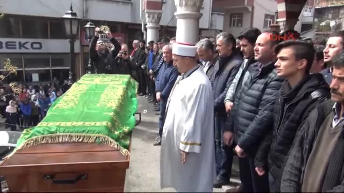 Zonguldak Kazayla Kendini Vuran Memur Hastanede Öldü