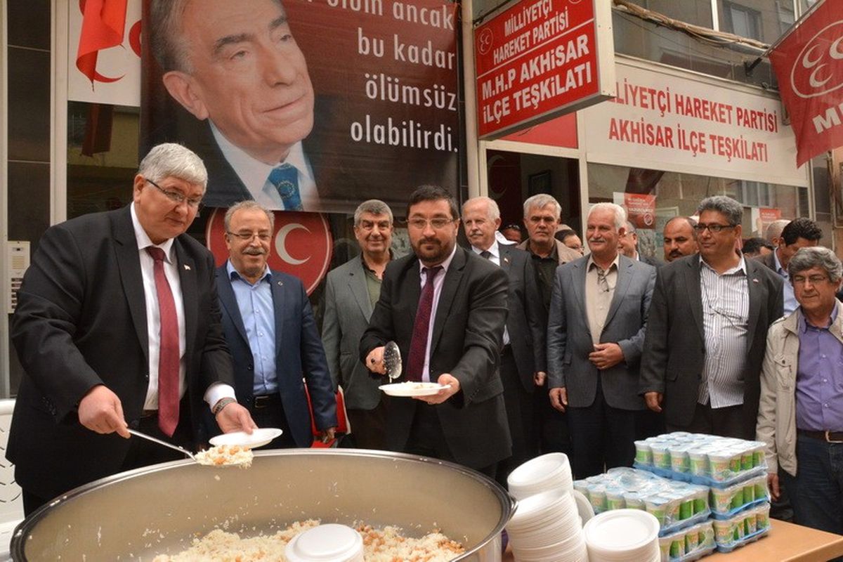 Alparslan Türkeş Akhisar\'da Anıldı