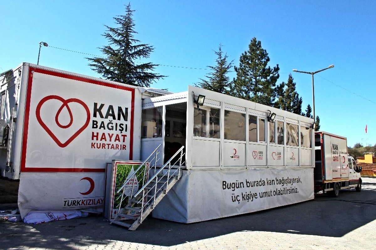 Araç\'ta Kan Bağışı Kampanyası Düzenlendi