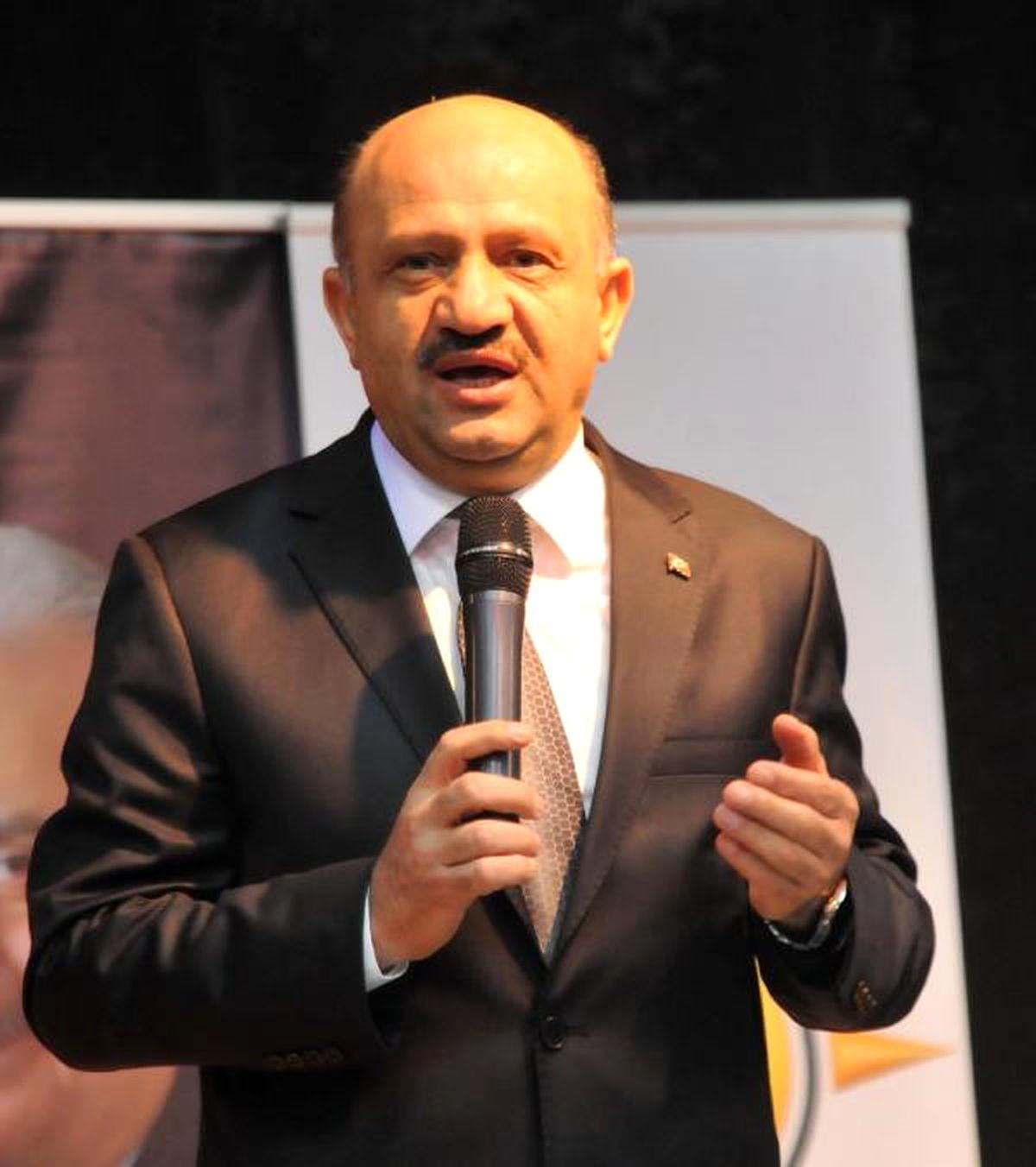 Bakan Işık\'tan Baykal\'a: Yazıklar Olsun (2)