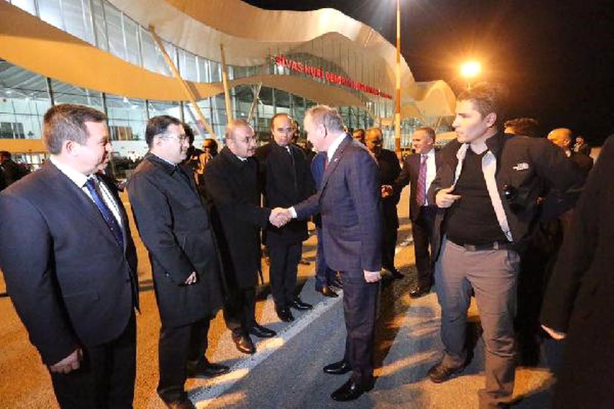 Bakan Özlü\'nün Programına Cumhurbaşkanlığı İptali