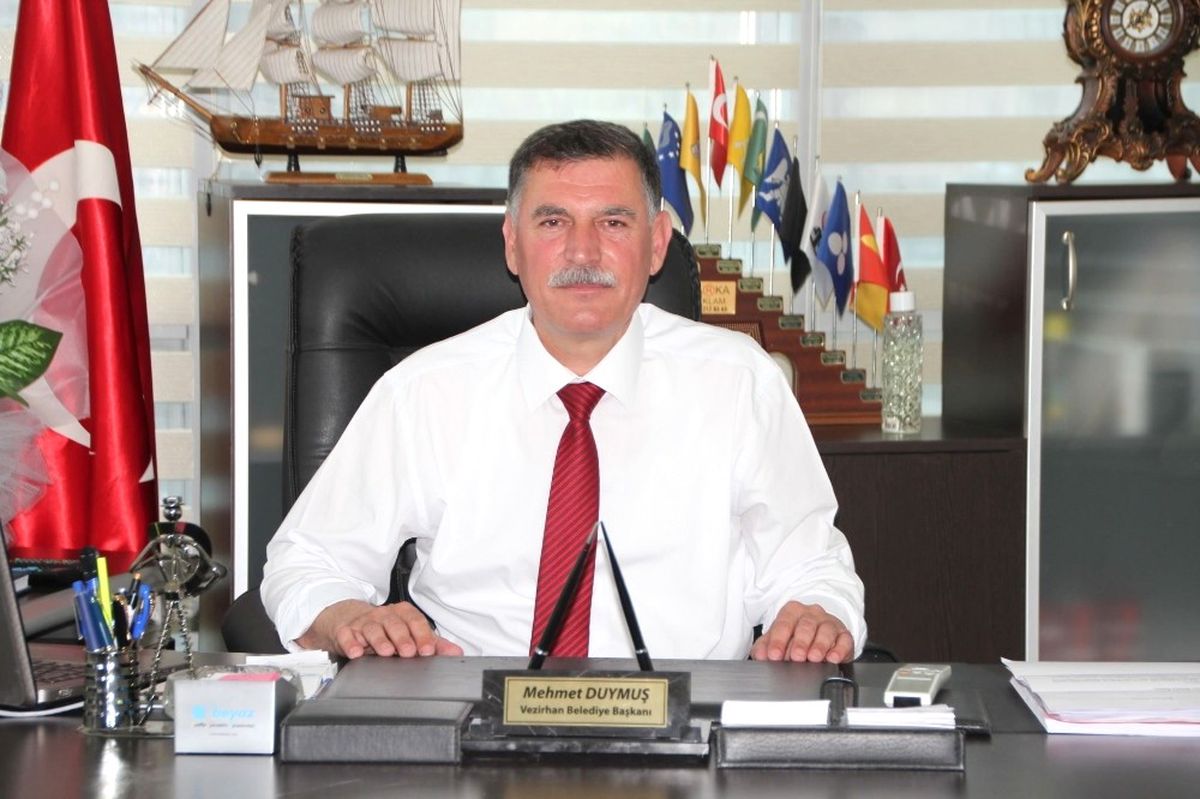 Başkan Duymuş\'tan Şampiyon Takıma Tebrik