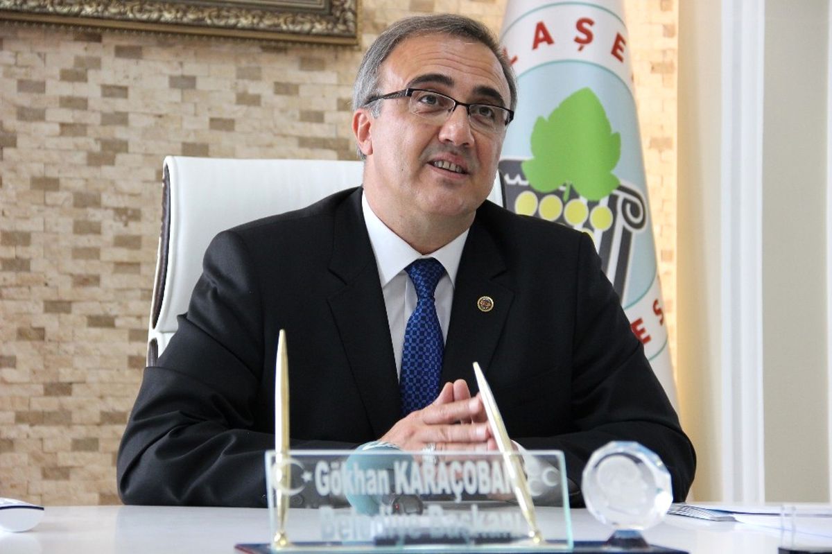 Başkan Karaçoban Türkeş\'i Andı