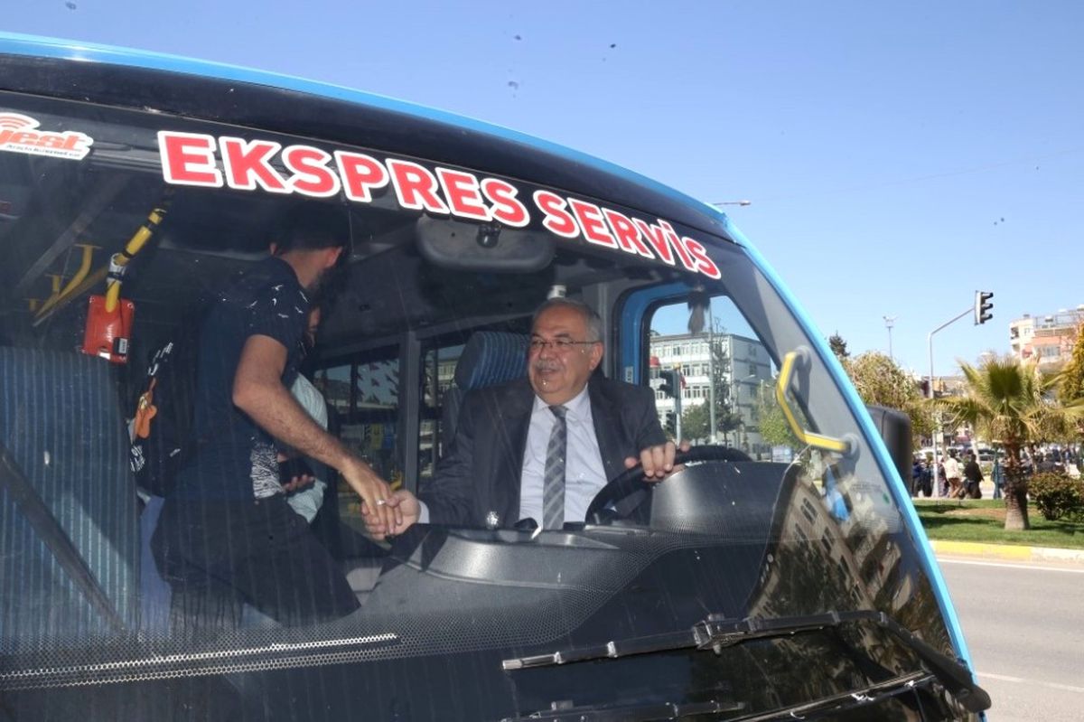 Belediye Ekspres Hattını Hizmete Soktu