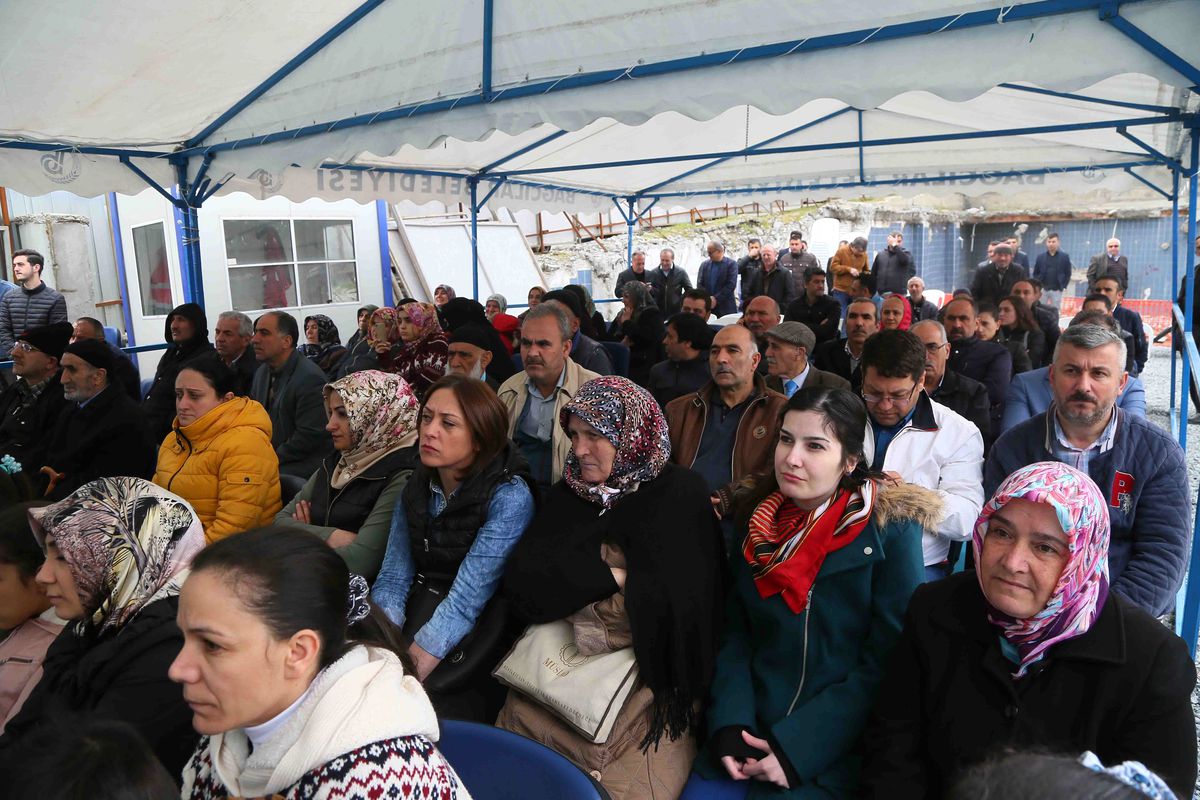 Çetsa Park Evleri\'nin temeli törenle atıldı