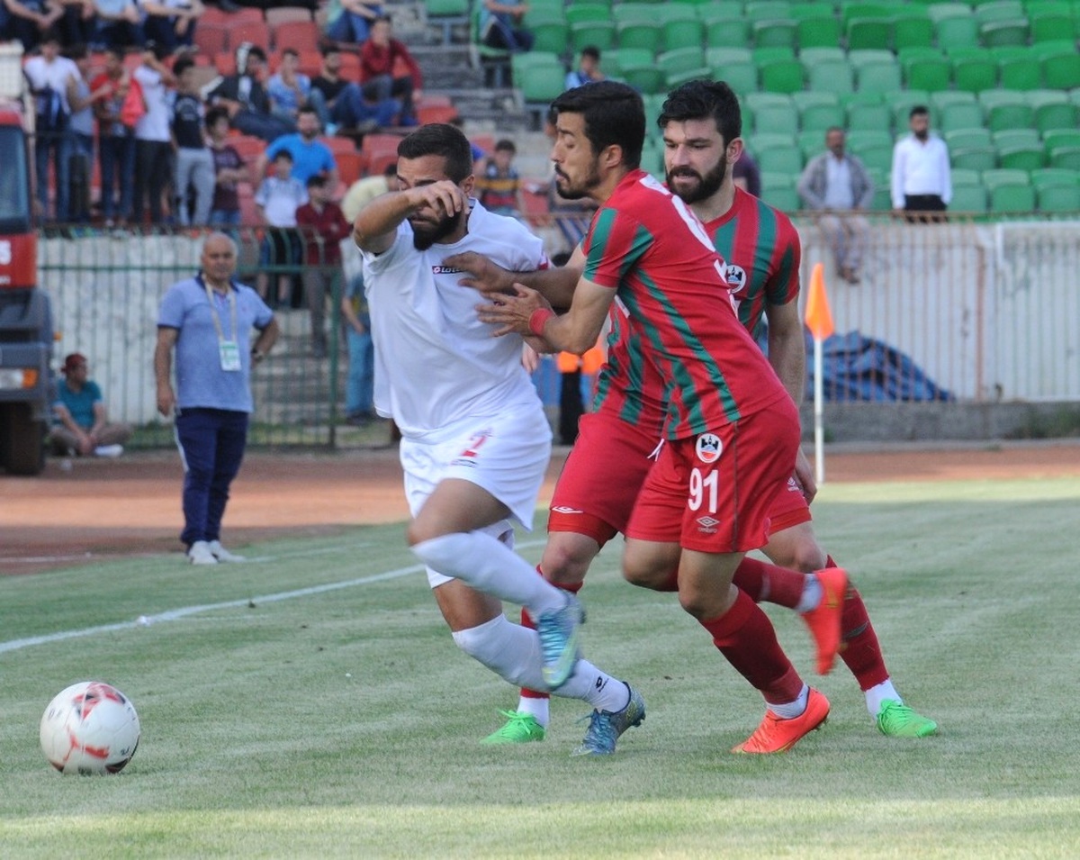 Diyarbekirspor\'da Üç Futbolcu Sakatlandı
