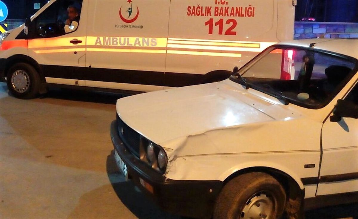 Elazığ\'da Trafik Kazası: 2 Yaralı
