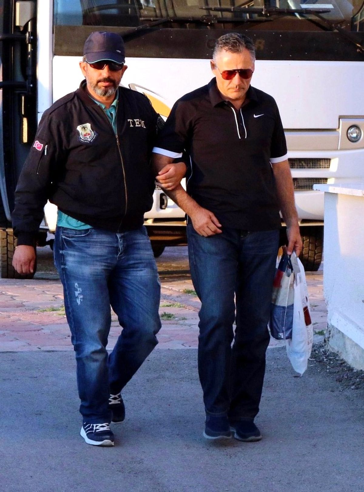 Fetö\'den Tutuklu Garnizon Komutanı: "Yıllarca Terörle Mücadele Eden Bir İnsan Terörist Olamaz"