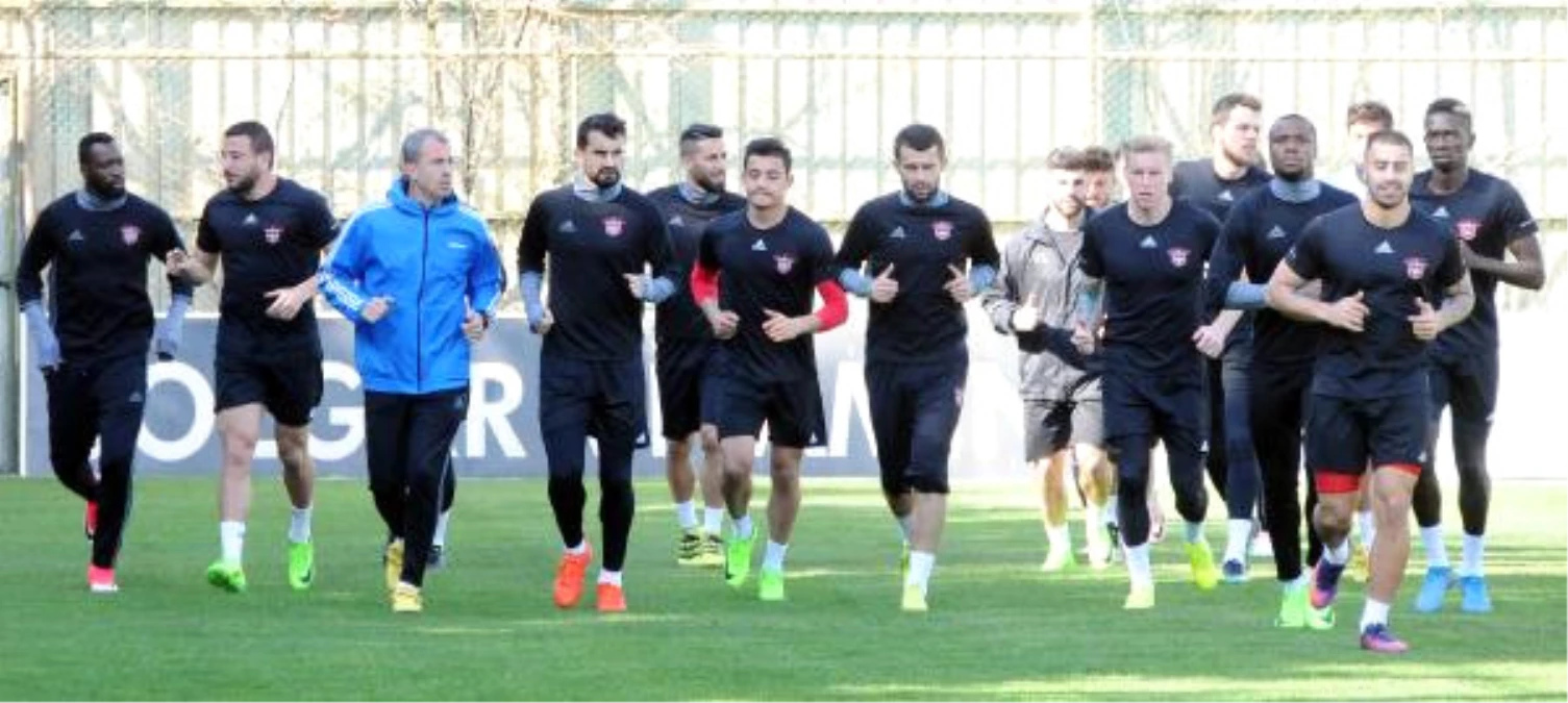 Gaziantepspor Teknik Direktörü Uygun: "Galip Gelmek İstiyoruz"