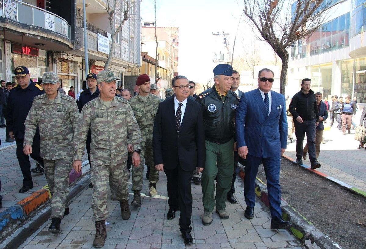 Genelkurmay Başkanı Akar Şırnak\'ta