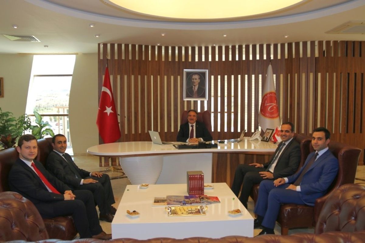 İlçe Kaymakamlarından Rektör Bağlı\'ya Ziyaret