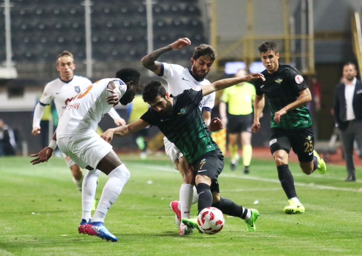 Ilk Yarıda Tek Gol Var
