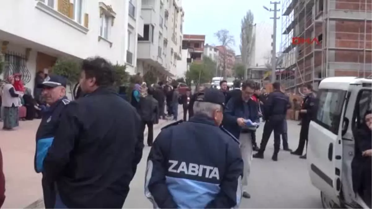 Kocaeli Istinat Duvarı Kayınca 28 Daireli Bina Boşaltıldı