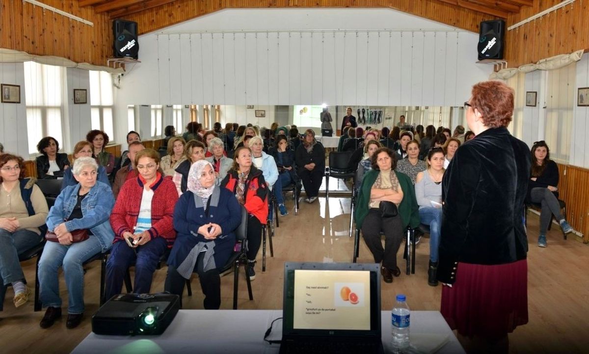 Konsem\'de Akıllı İlaç Kullanımı Anlatıldı