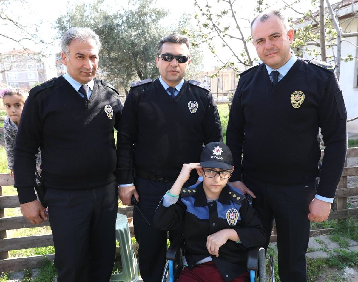 Körfezli Efe\'nin Hayali Gerçek Oldu