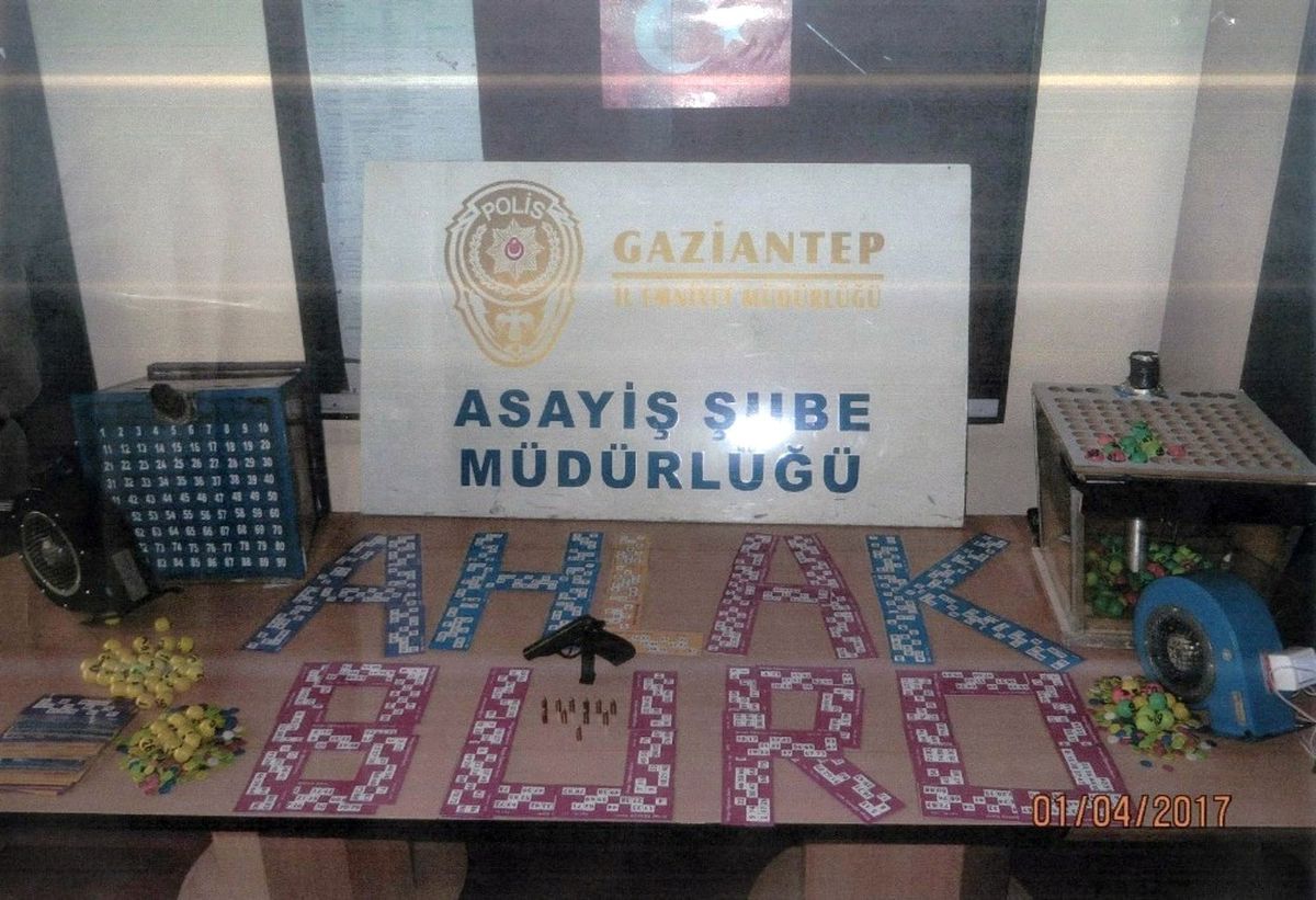 Kumarhane Gibi Kahvehane