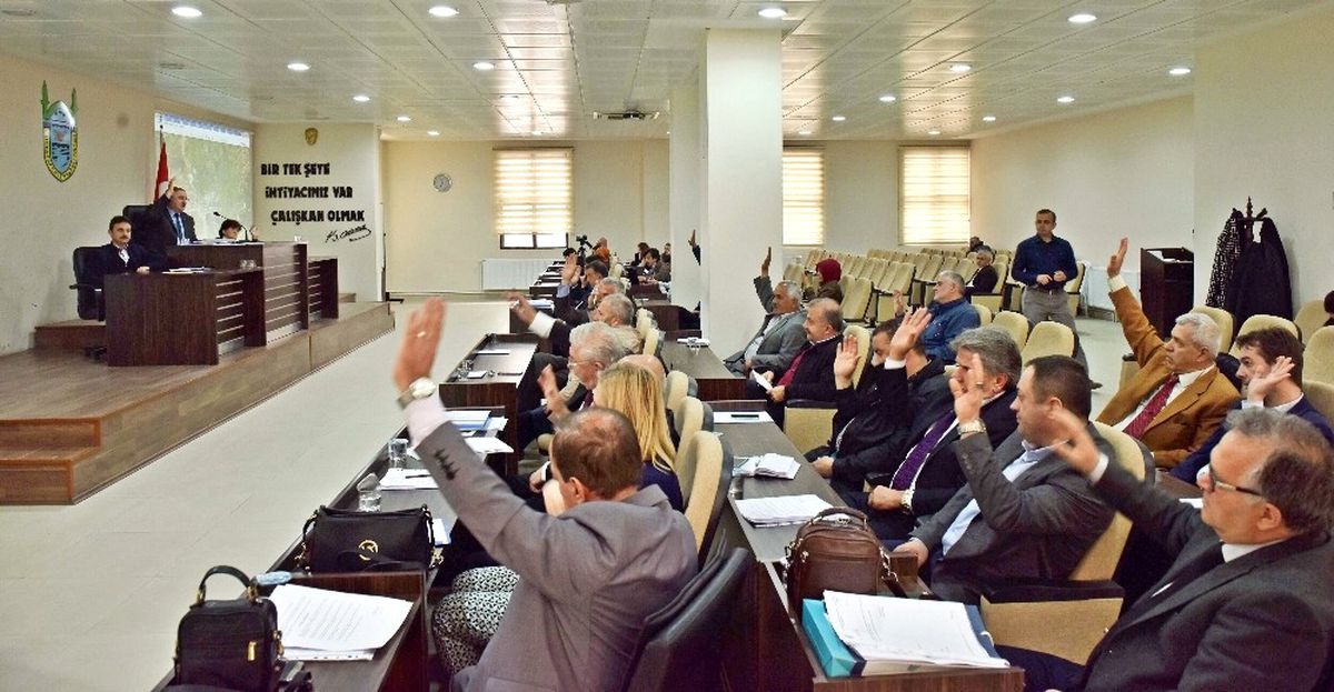 M. Kemalpaşa Belediyesi\'nin Faaliyet Raporu Oy Birliği ile Meclisten Geçti