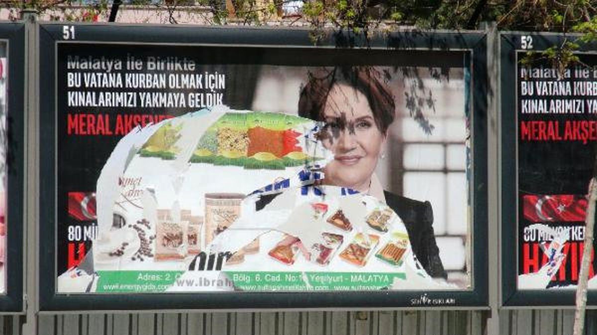 Malatya\'da Akşener\'in Afişleri Yırtıldı