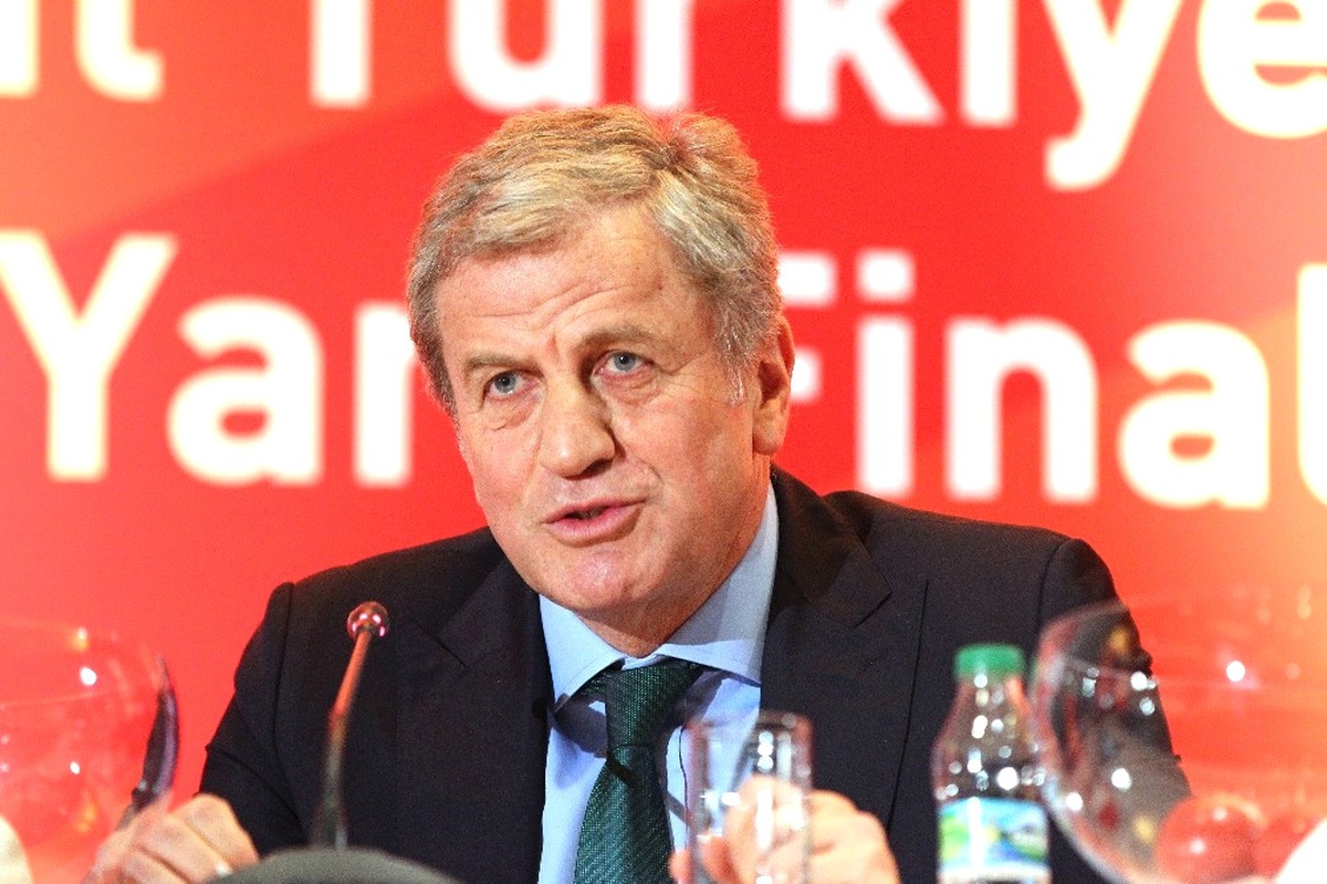 Servet Yardımcı\'nın Yarışacağı UEFA Kongresi Yarın Yapılacak