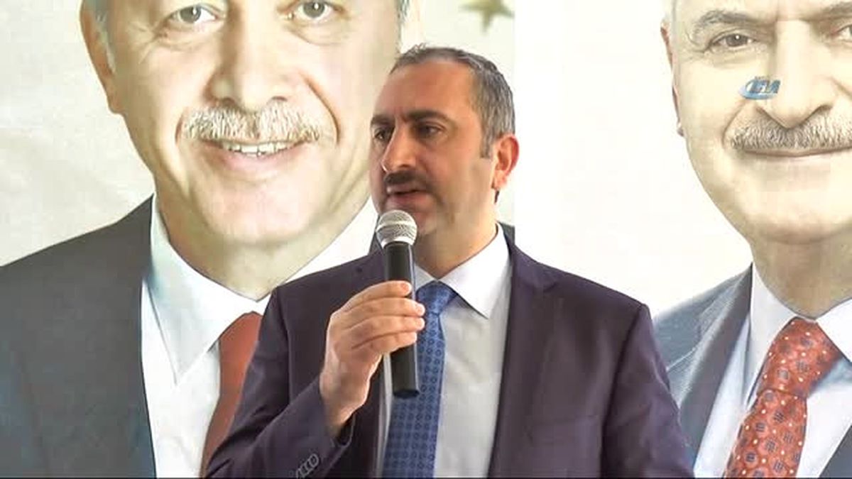 Suriye\'deki Kimyasal Saldırıya AK Parti\'den Tepkiler