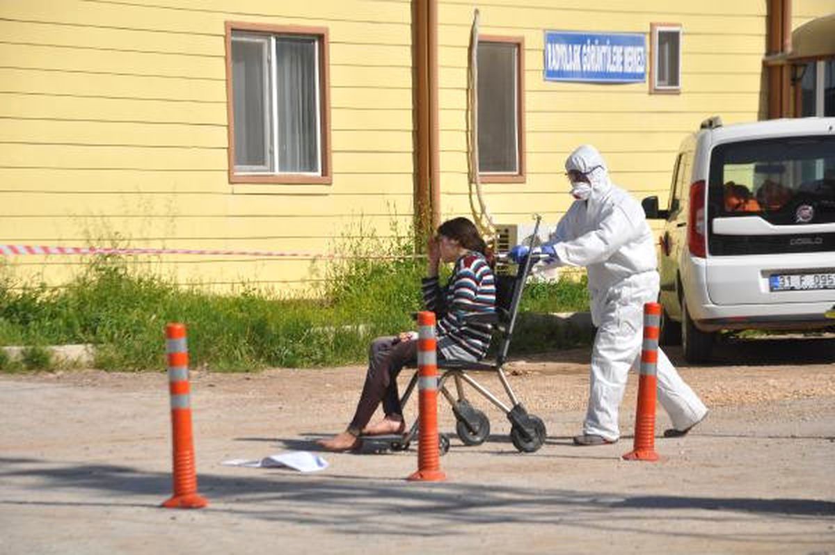 Suriye Sınırımızda Kimyasal Saldırı İddiası: 43 Ölü, 200 Yaralı (2)