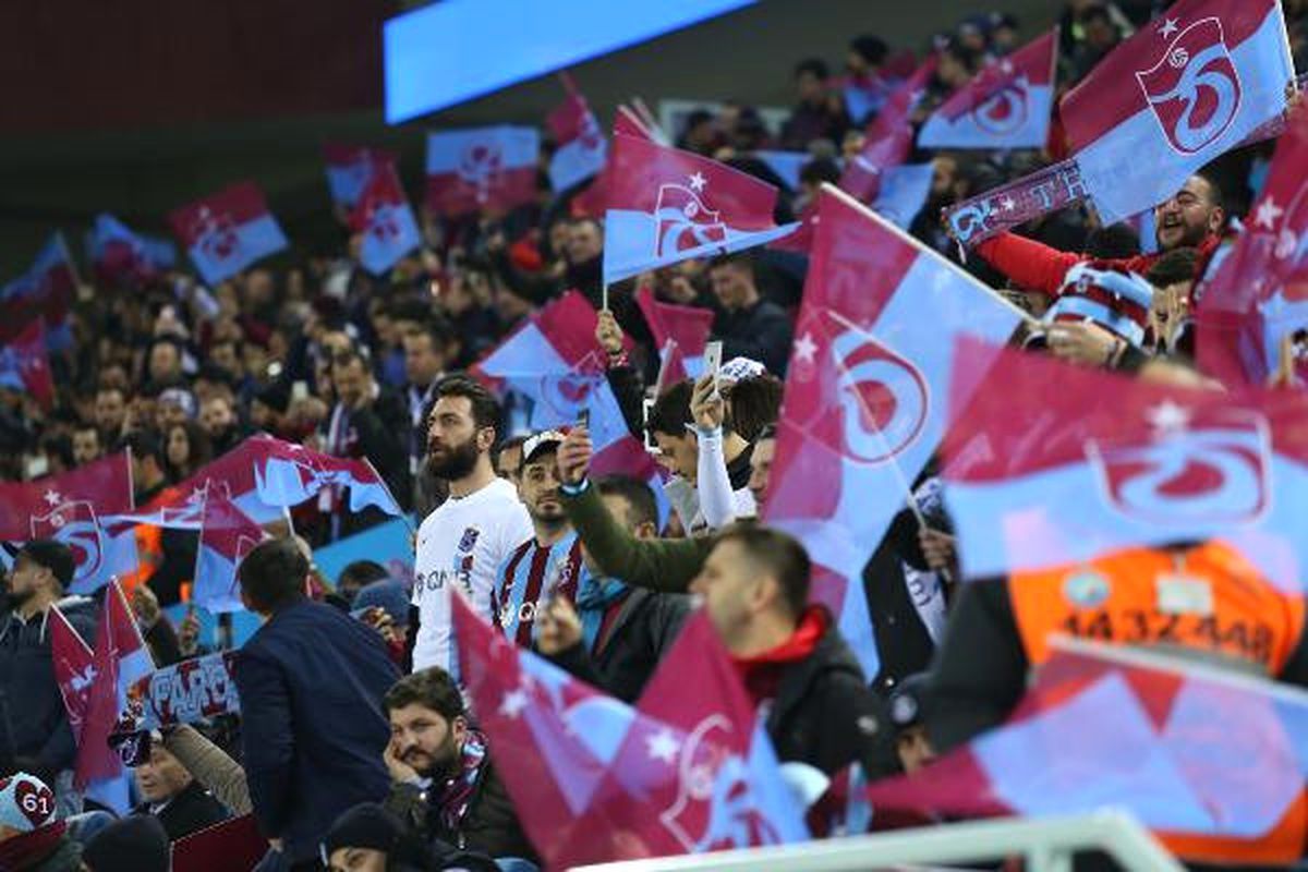 Trabzonspor Maçını Beşiktaş Seyircisi de İzleyecek