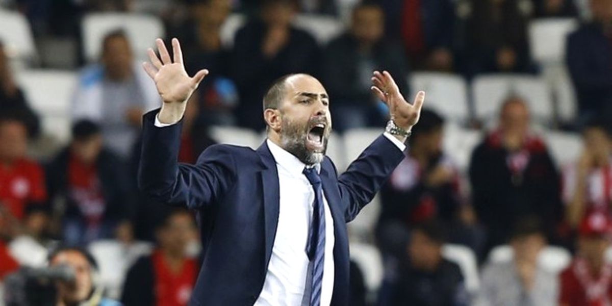 Tudor: Kravatımı Çıkarmamın Başka Bir Sebebi Vardı...