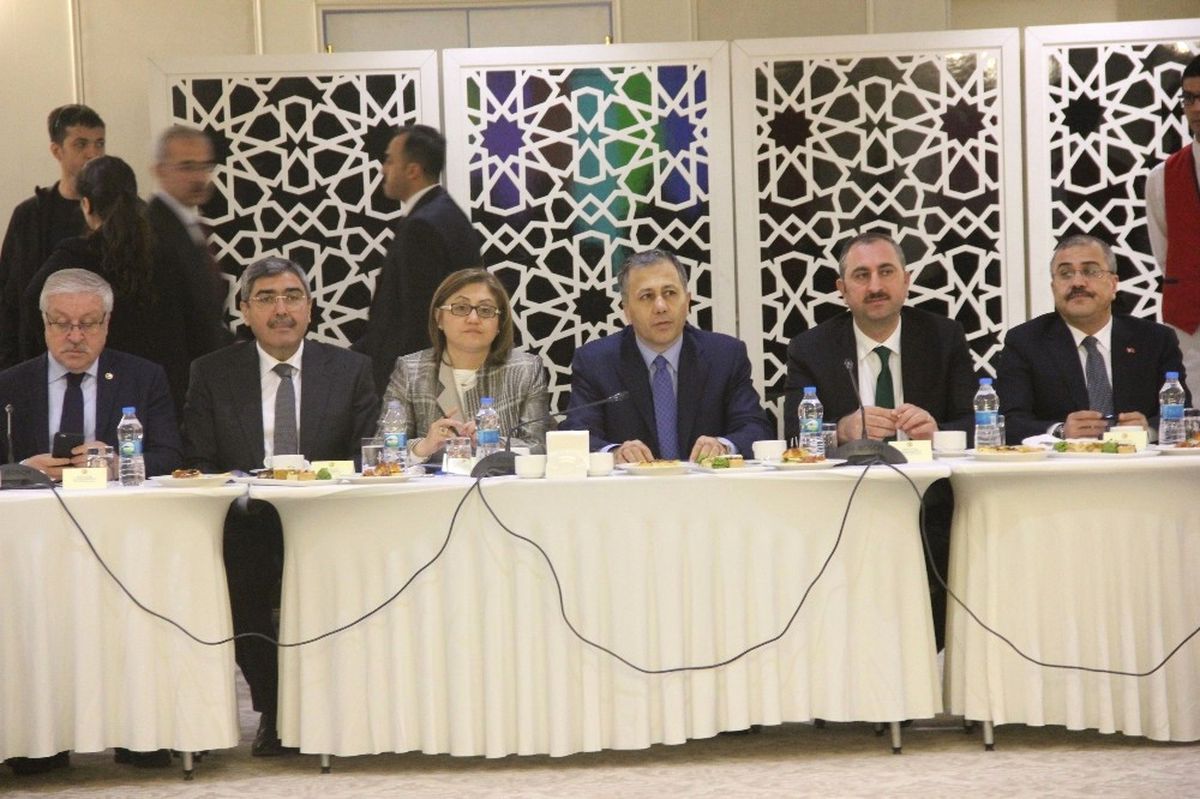 Türkiye\'den İki Kat, Avrupa\'dan 30 Kat Hızlı Büyüyen Gaziantep\'e Enerji Yatırımı Yetmiyor