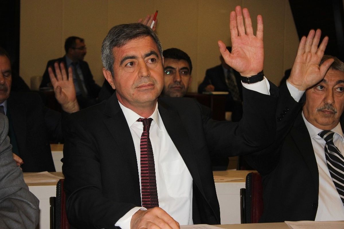 Yücel\'den \'Kredi\' Açıklaması