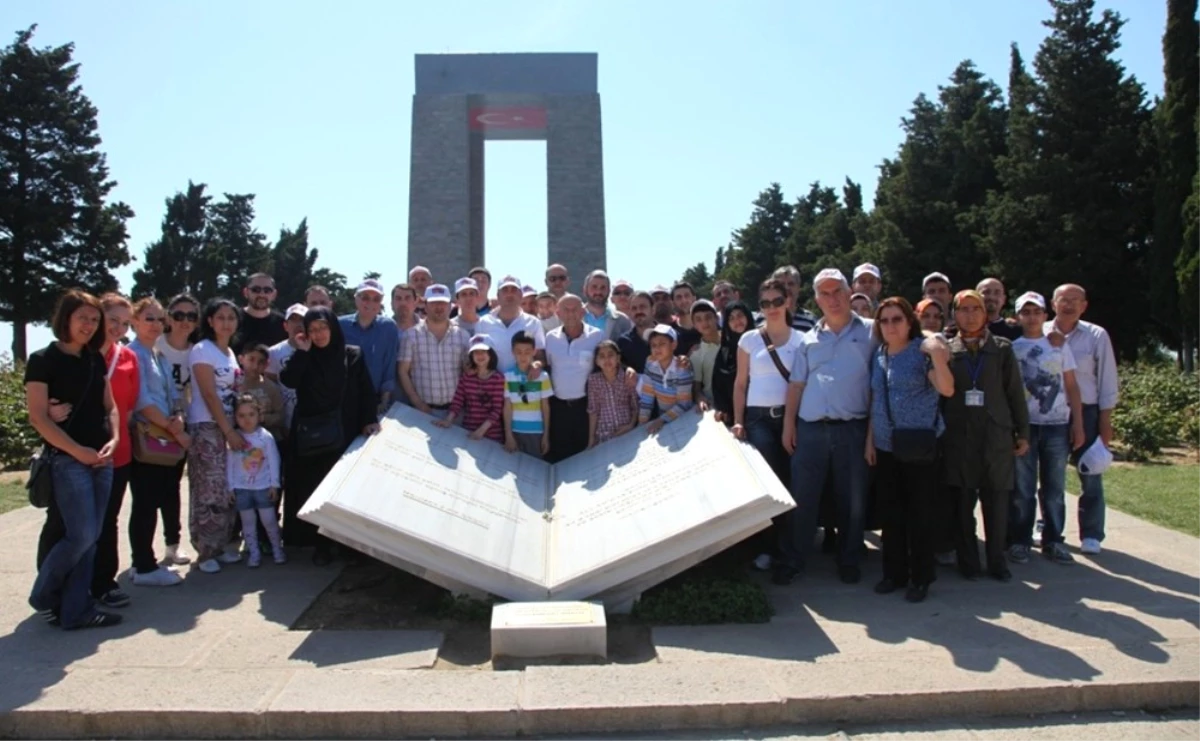 Zeytinburnu Belediyesi\'nin Çanakkale ve Bilecik Gezi Turları Başladı