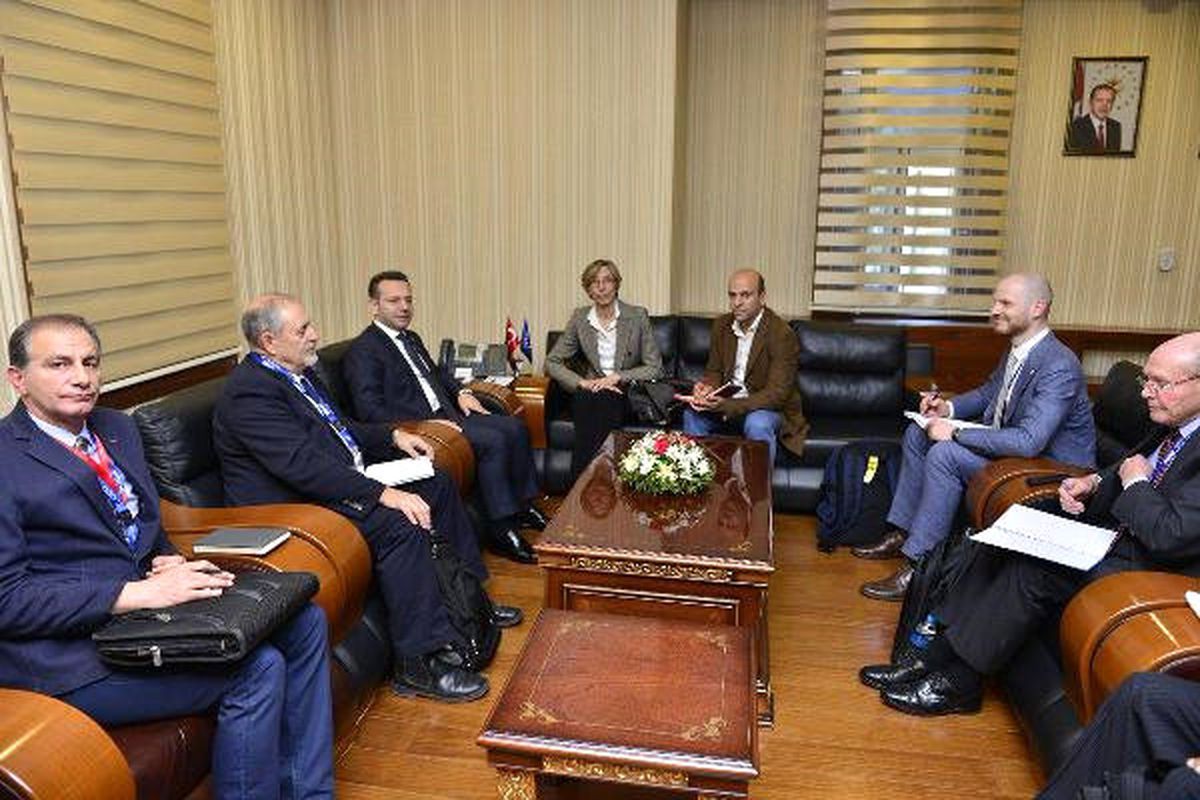 Agit Referandum Gözlem Heyeti Diyarbakır\'da