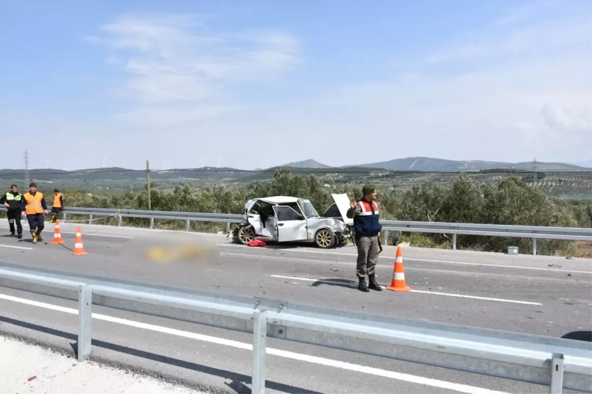 Akhisar\'da Trafik Kazası: 1 Ölü, 1 Yaralı