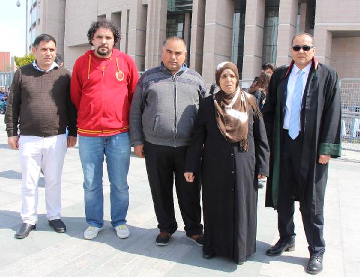 Eşini Öldürdüğü İddiasıyla Yargılanan Sanık Duruşma Boyunca Başını Yerden Kaldırmadı