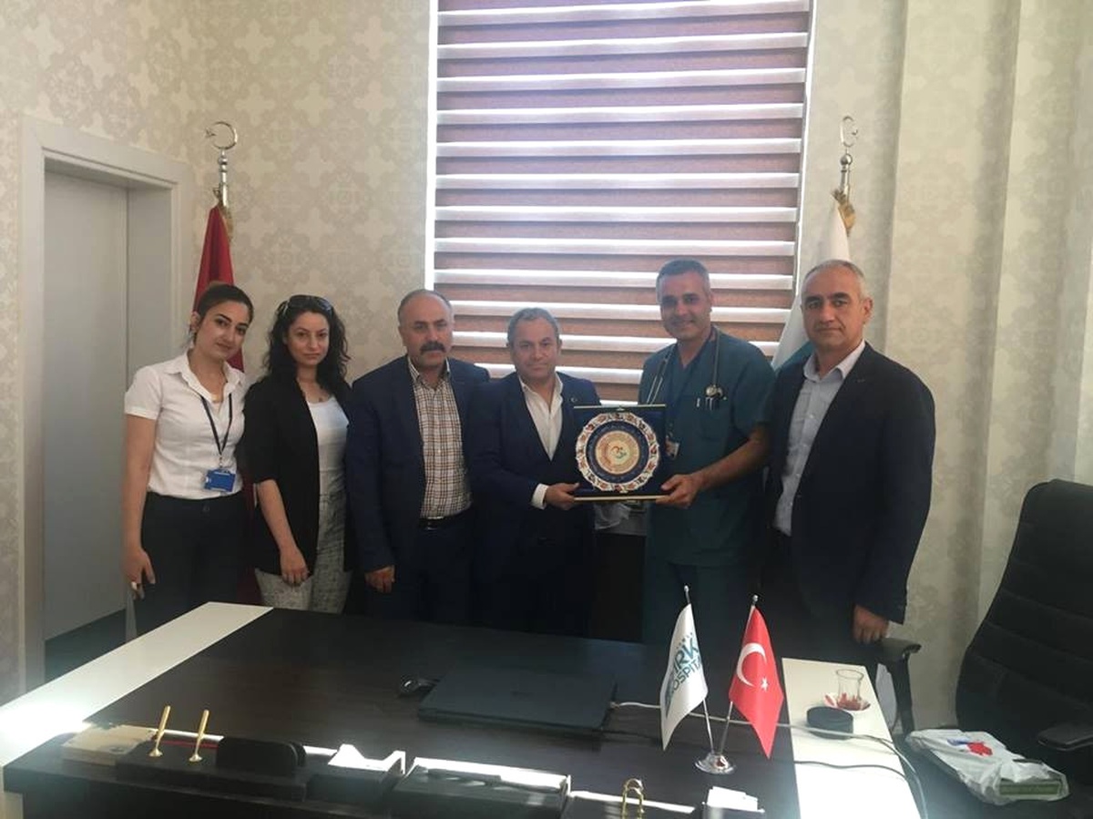 Hayad\'tan Park Hospital Hastanesine Plaket
