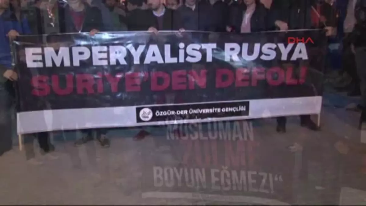 Idlip\'teki Saldırıyı Protesto Için Rusya Konsolosluğu\'na Yürüdüler