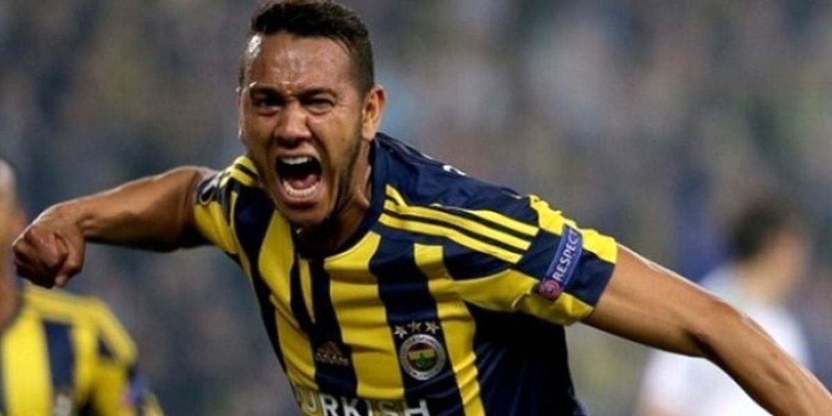 Josef de Souza\'dan Flaş Van Persie ve Alex Çıkışı