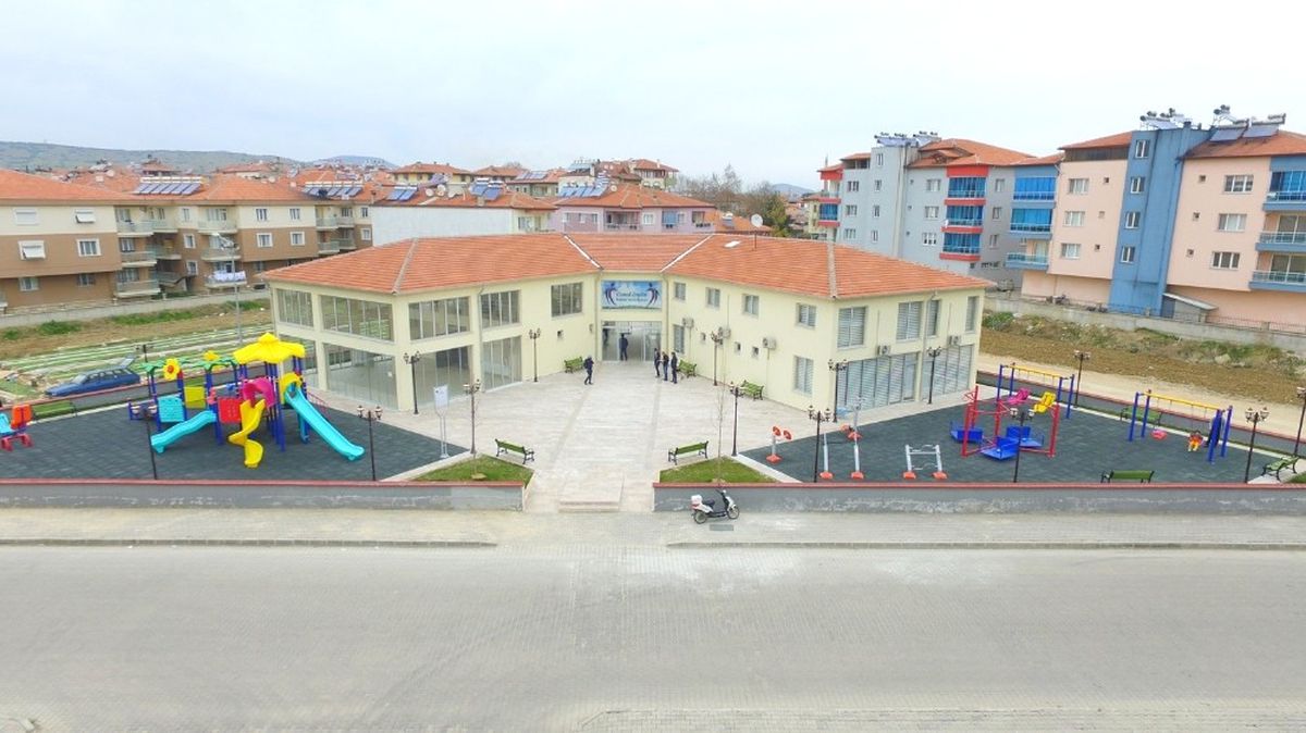 Kula\'da Engellilerin Engelleri Kaldırılıyor
