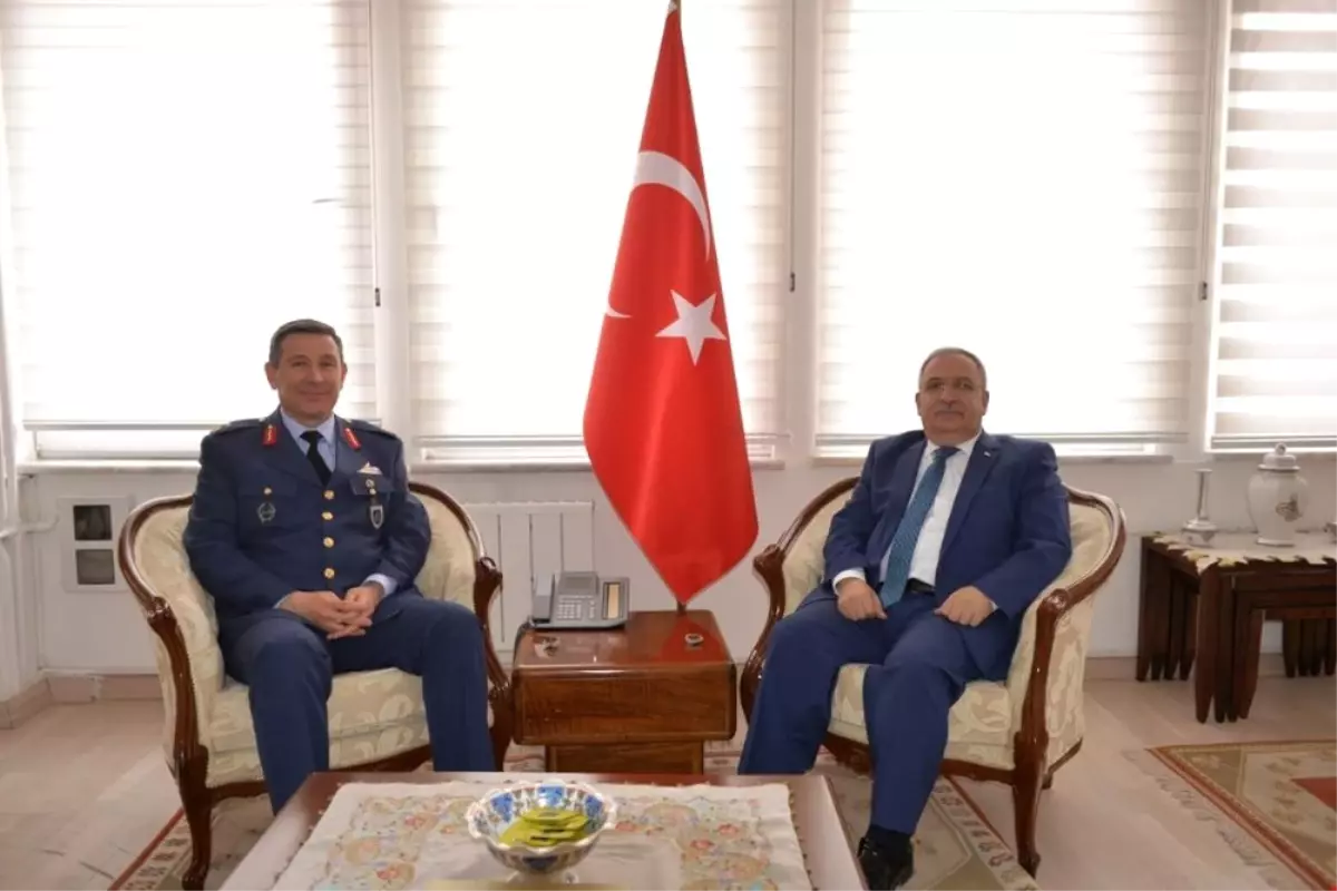 Kütahya Garnizon Komutanı Tuğgeneral Bülent Tatkan, Görevine Başladı