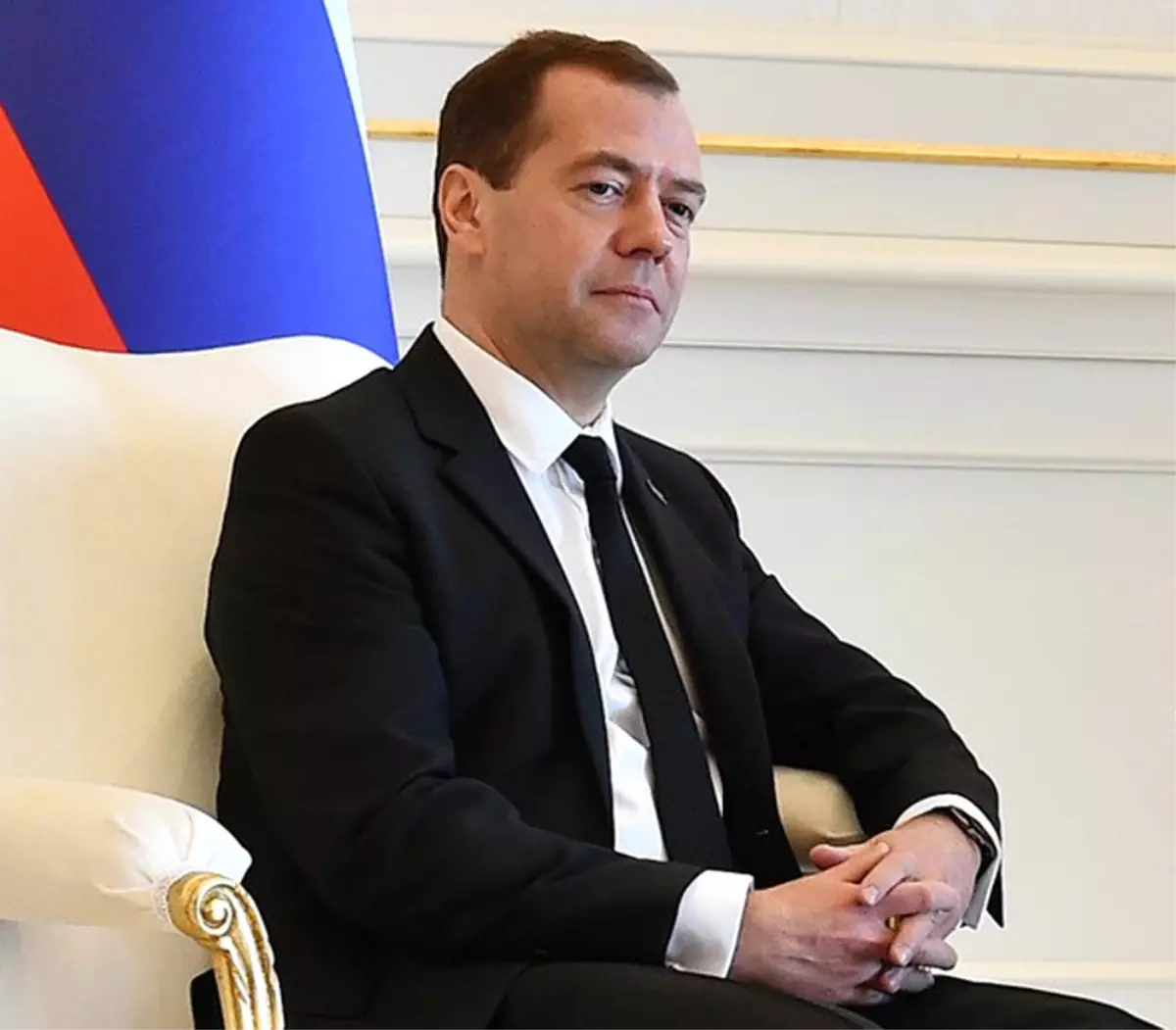 Medvedev \'Metro Güvenliği\' Yasasını Imzaladı