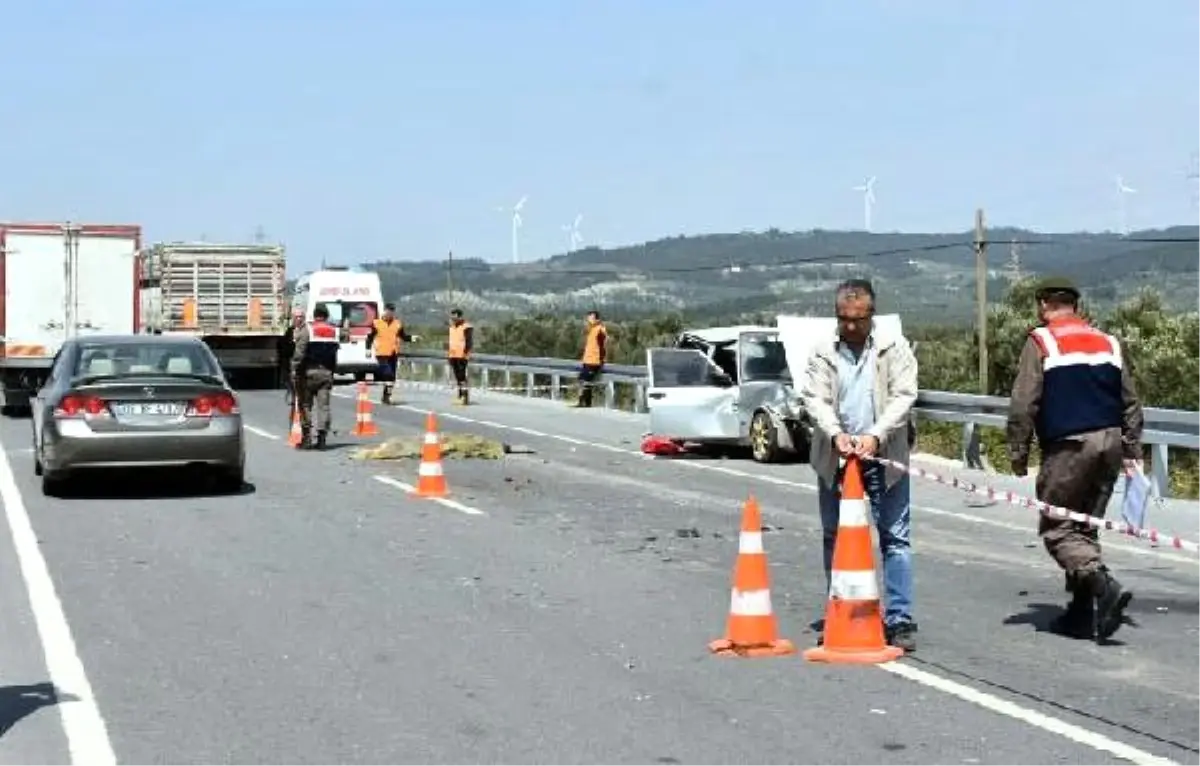 Otomobil ile Tır Çarpıştı: 1 Ölü, 1 Yaralı