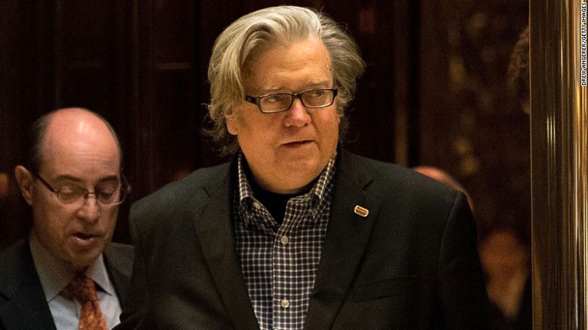 Trump Baş Stratejisti ve Sağ Kolu Bannon\'u Görevden Aldı
