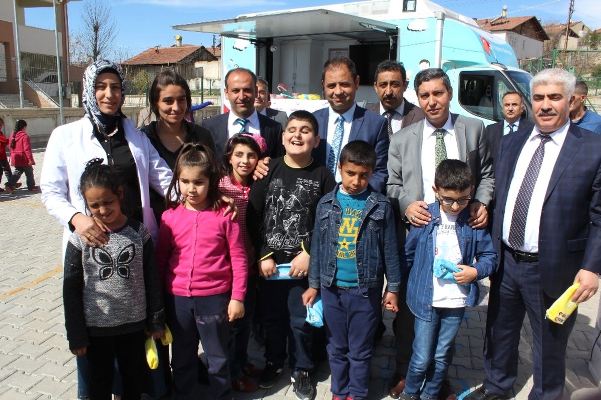 Tunceli\'de "Sağlıklı Dişler Sağlıklı Nesiller" Projesi