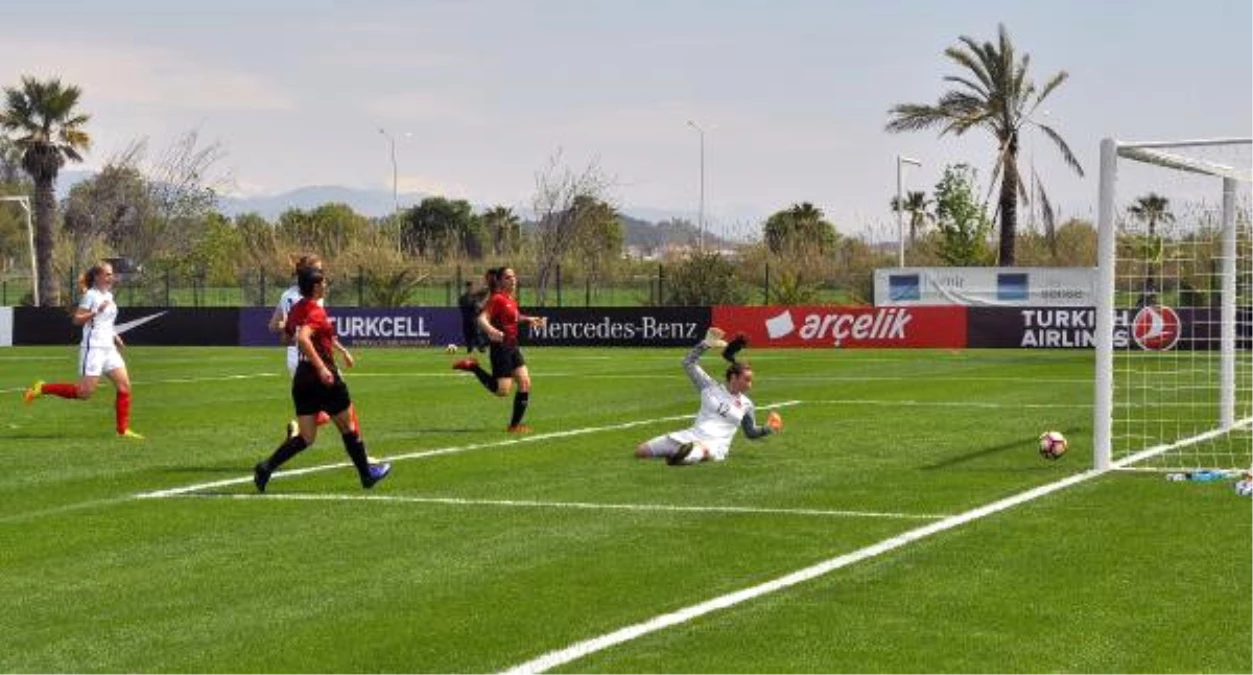 U19 Kadınlar Avrupa Şampiyonası: Türkiye-İngiltere: 0-3