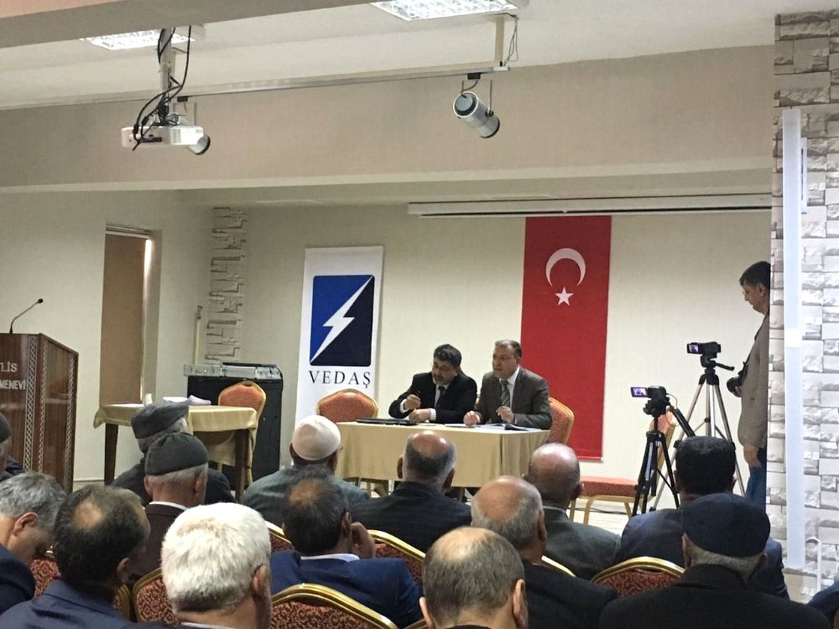 Vedaş Heyeti Muhtarların Sorunlarını Dinledi