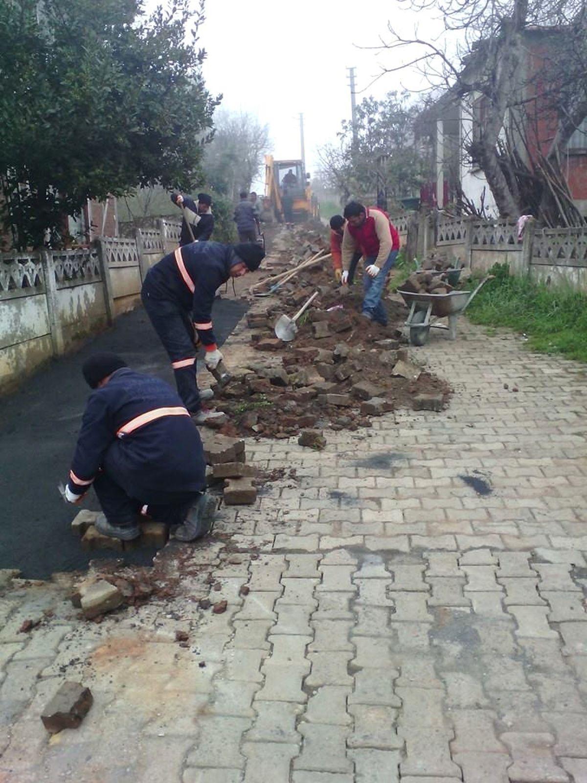 Yol Bakım ve Onarım Çalışmaları Sürdürülüyor