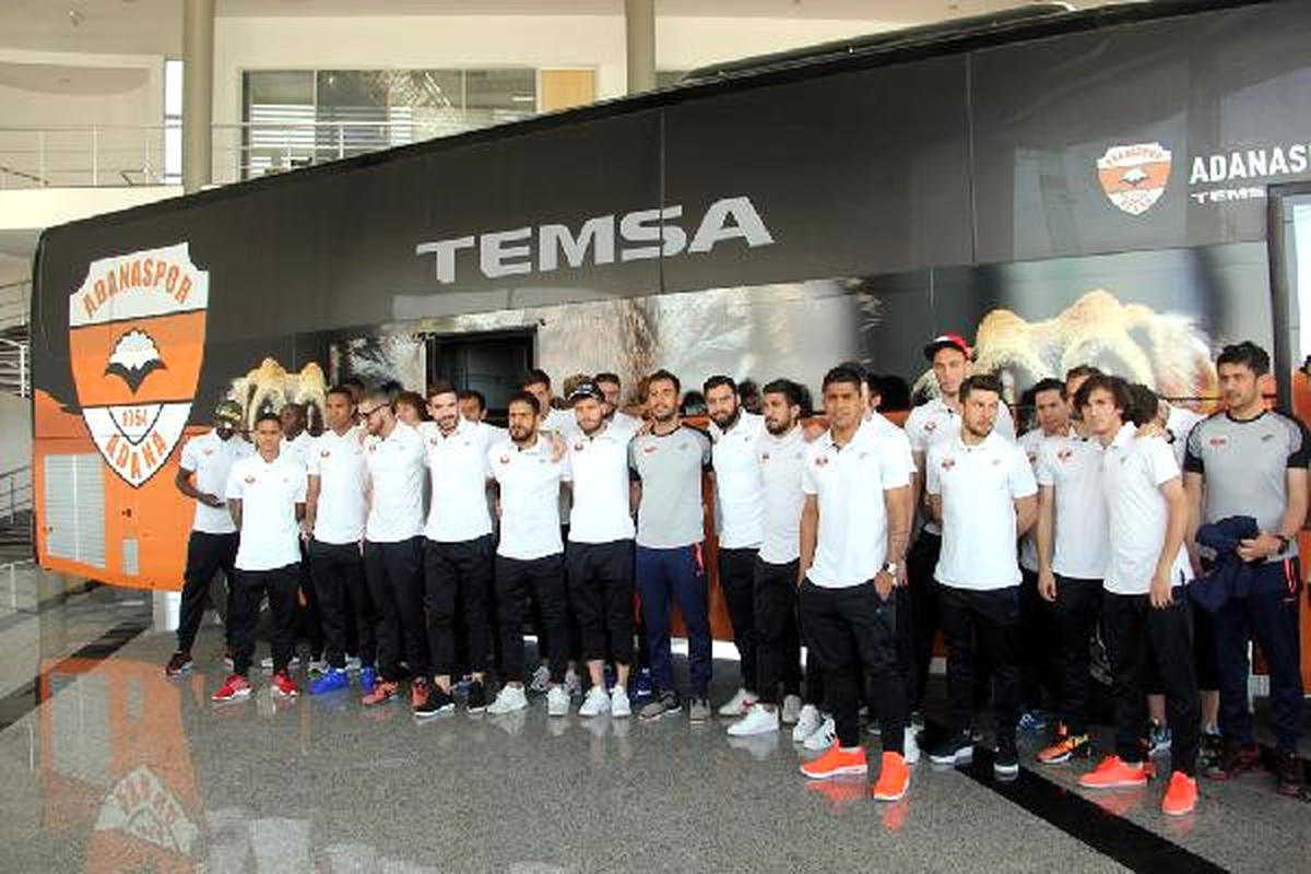 Adanaspor\'a Yeni Takım Otobüsü