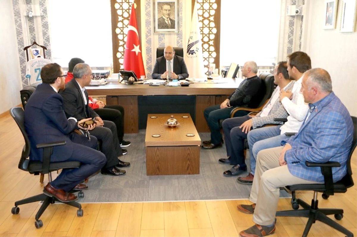 Başkan Orhan: "Sporcularımızın Elde Ettiği Başarılar Göğsümüzü Kabartmıştır"